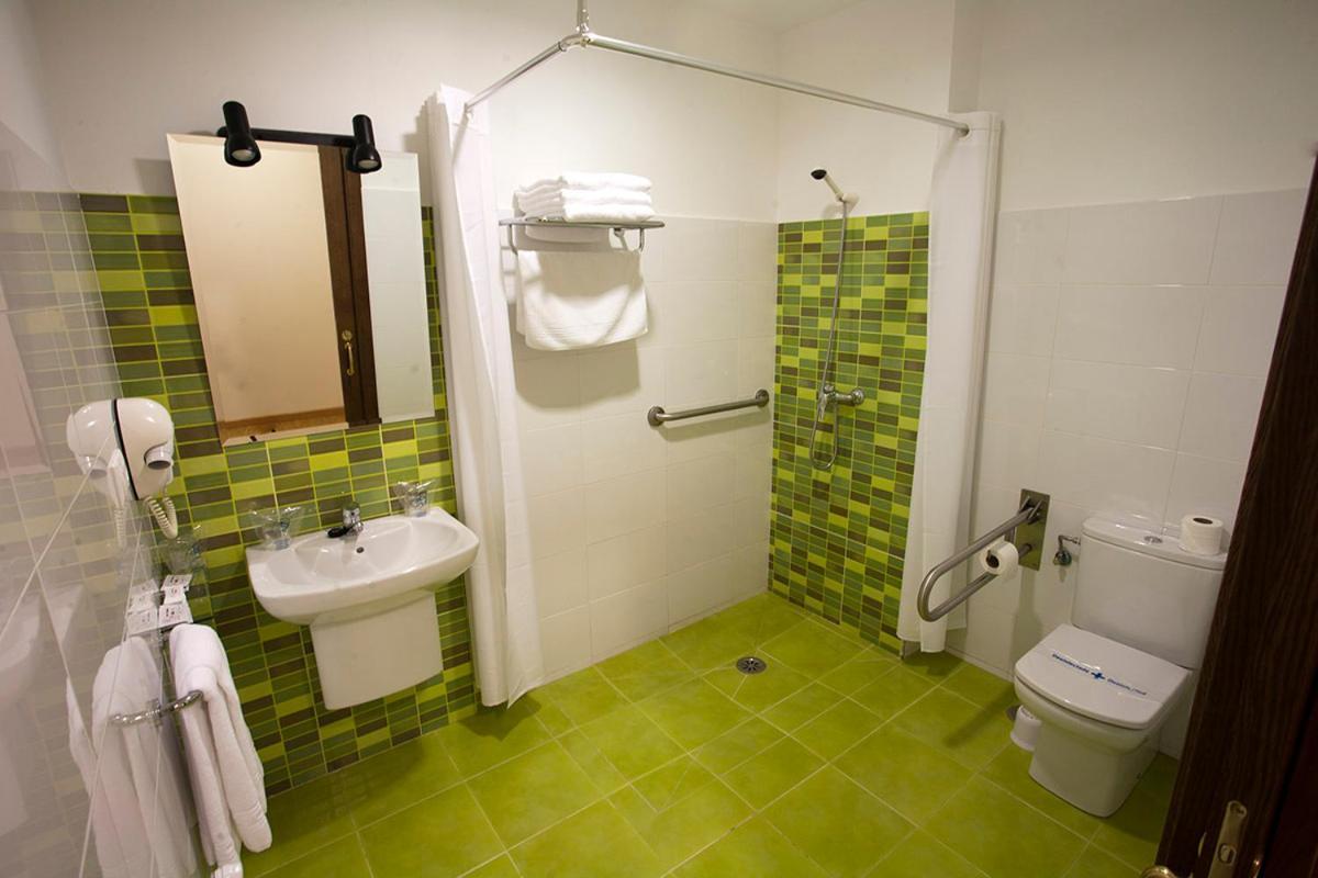 Hotel Amenal Luaran gambar