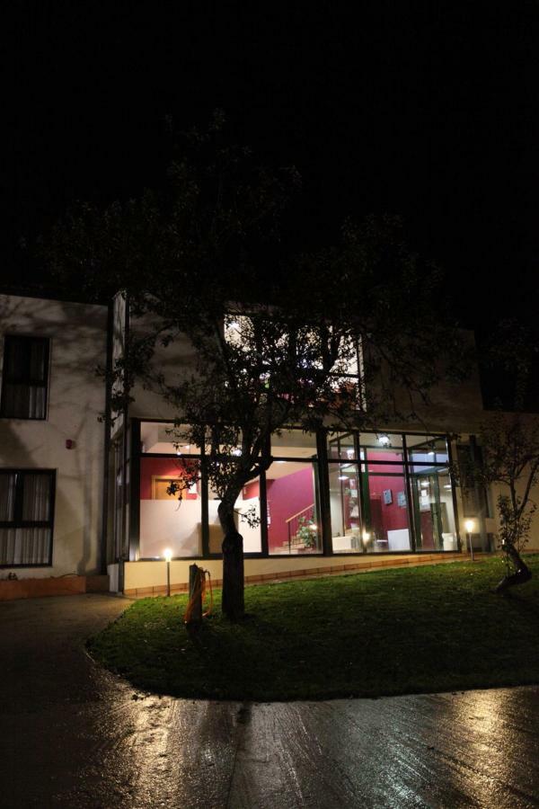 Hotel Amenal Luaran gambar